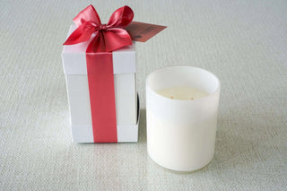 Tea In The Sahara 2 Wick White Glass Candle