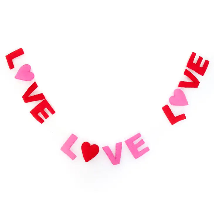 Love Heart Felt Garland For Valentine’S Day