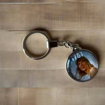 Taylor Swift 1989 Keychain